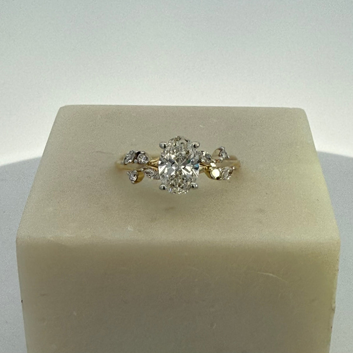 1.0ct Oval Cut Lab Grown Diamond Ring in 10ct Yellow Gold