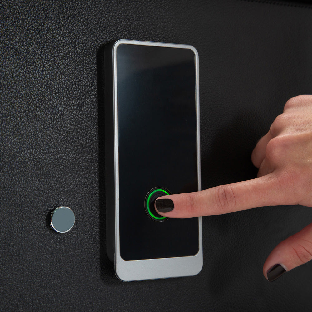 Wolf The Den 4 Piece Safe Black