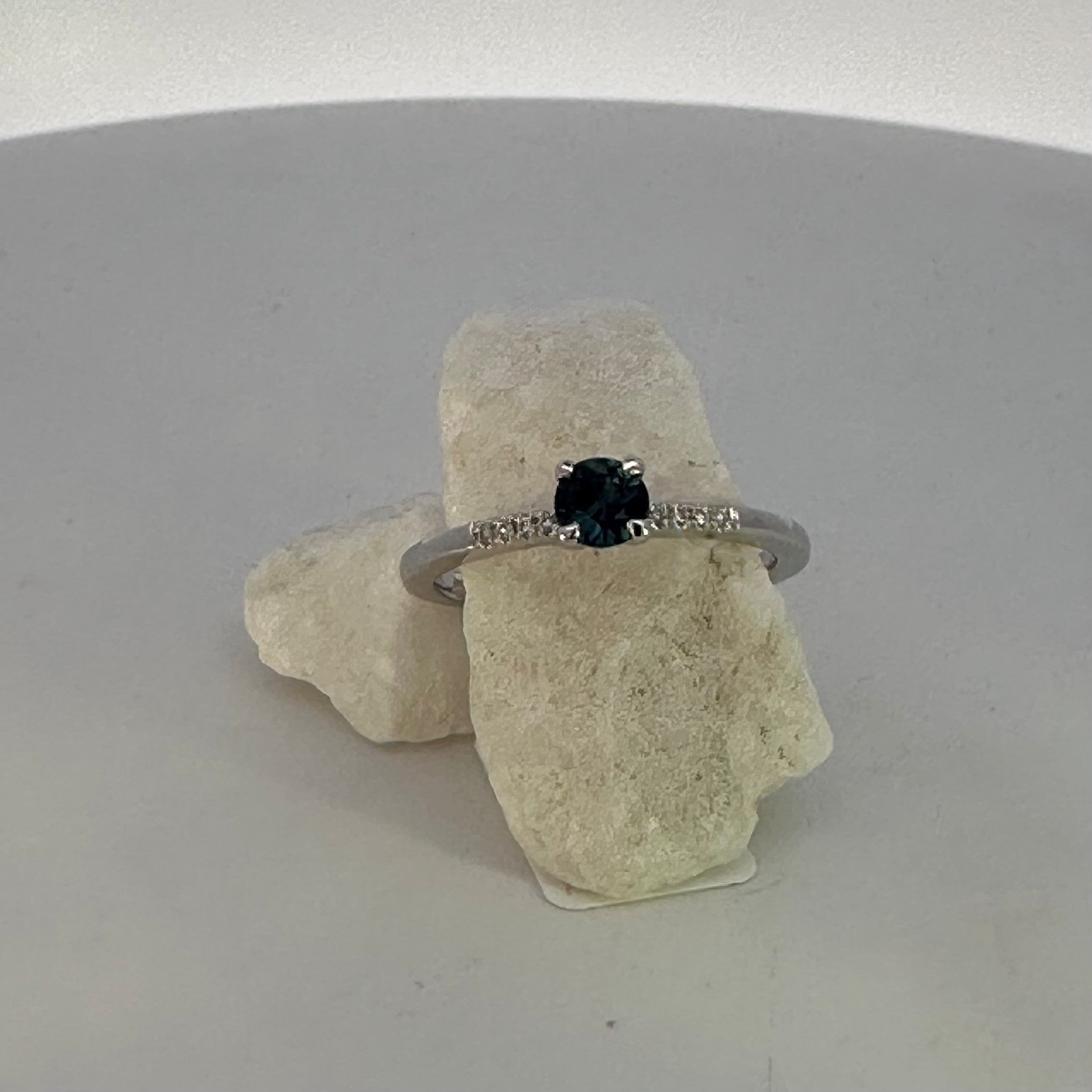 Australian Sapphire & Natural Mined Diamond Ring