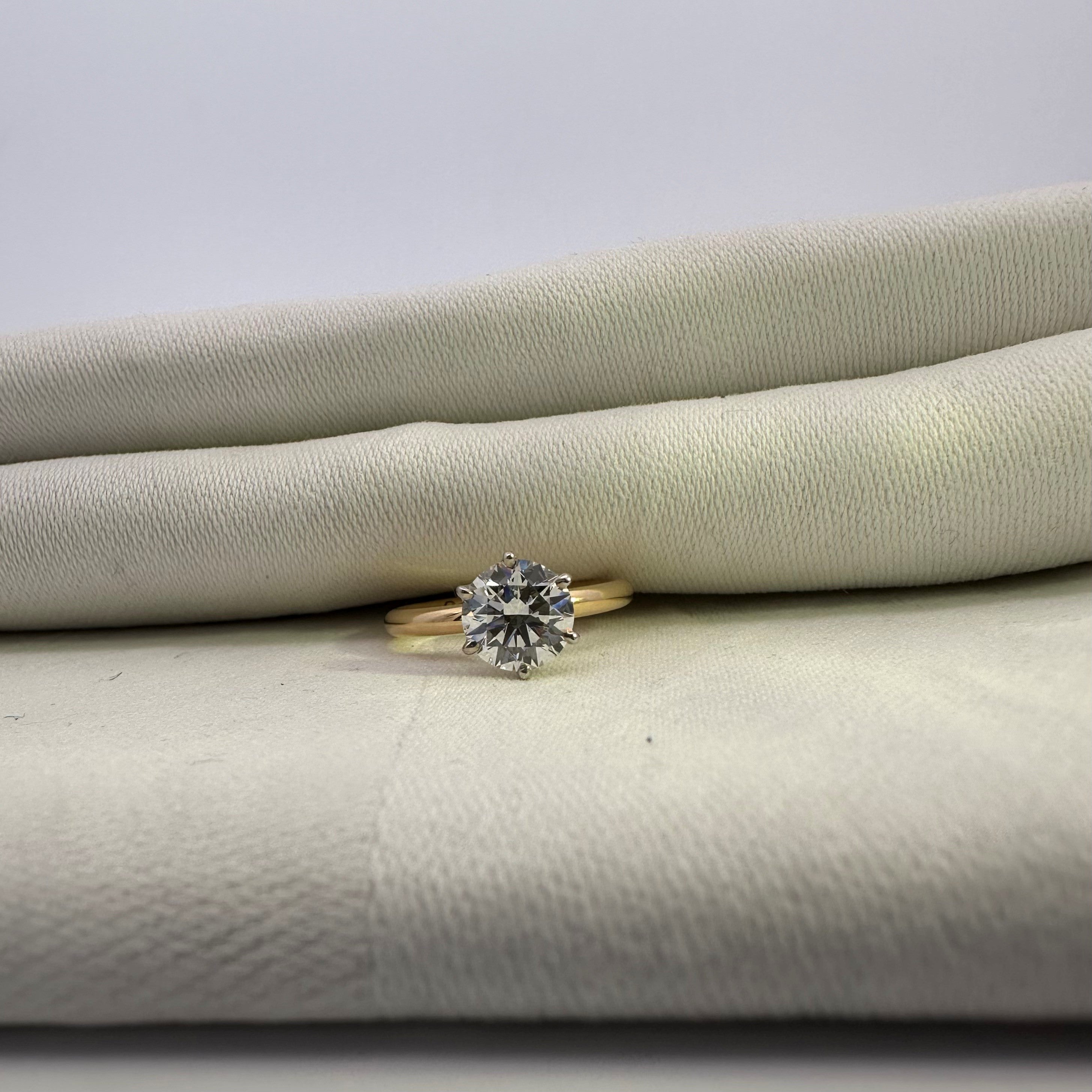 1.01ct Round Brilliant Cut Lab Diamond in 18ct Yellow and White Gold