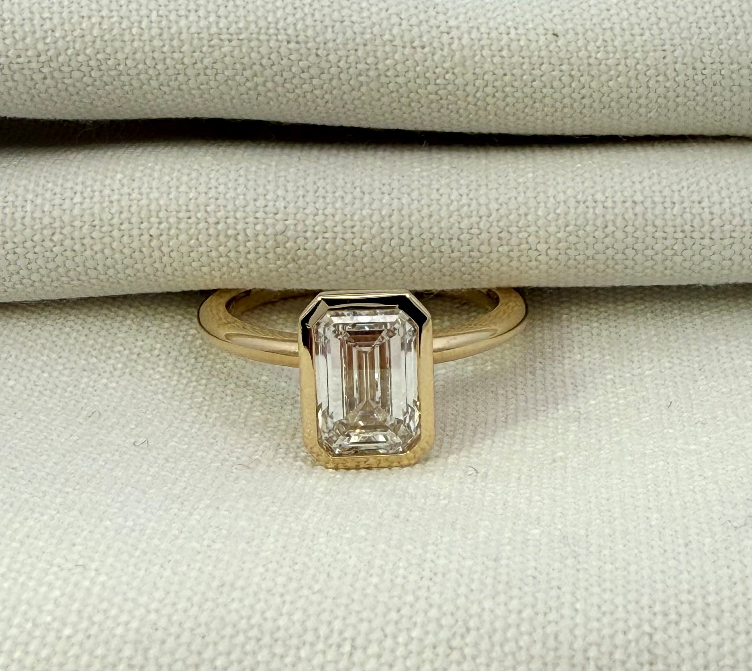 2ct Emerald Cut Lab Diamond Ring in 18ct Yellow Gold