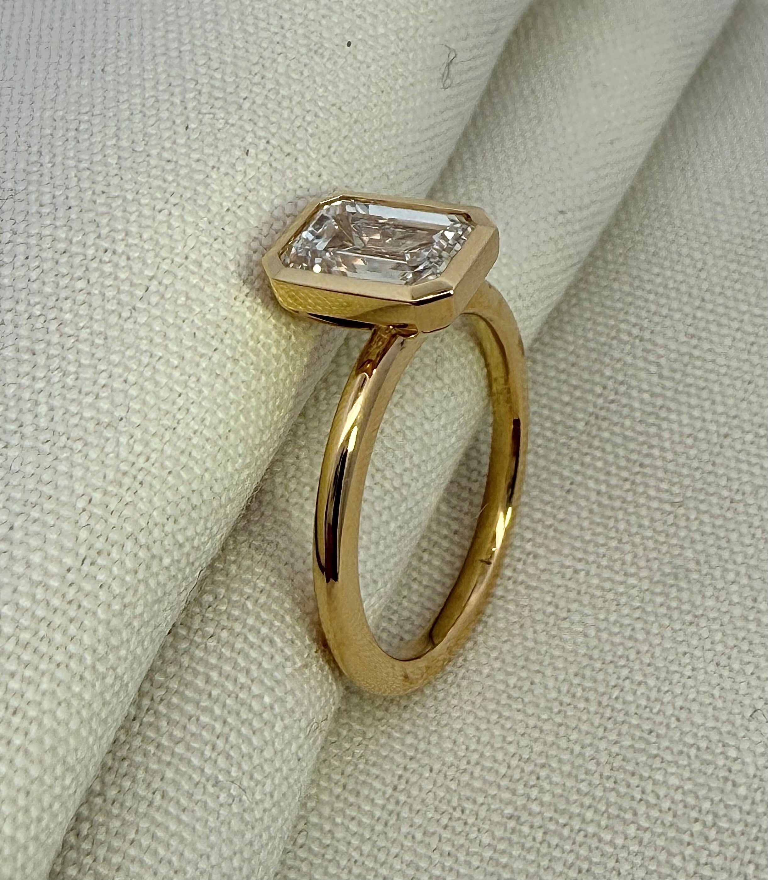 2ct Emerald Cut Lab Diamond Ring in 18ct Yellow Gold