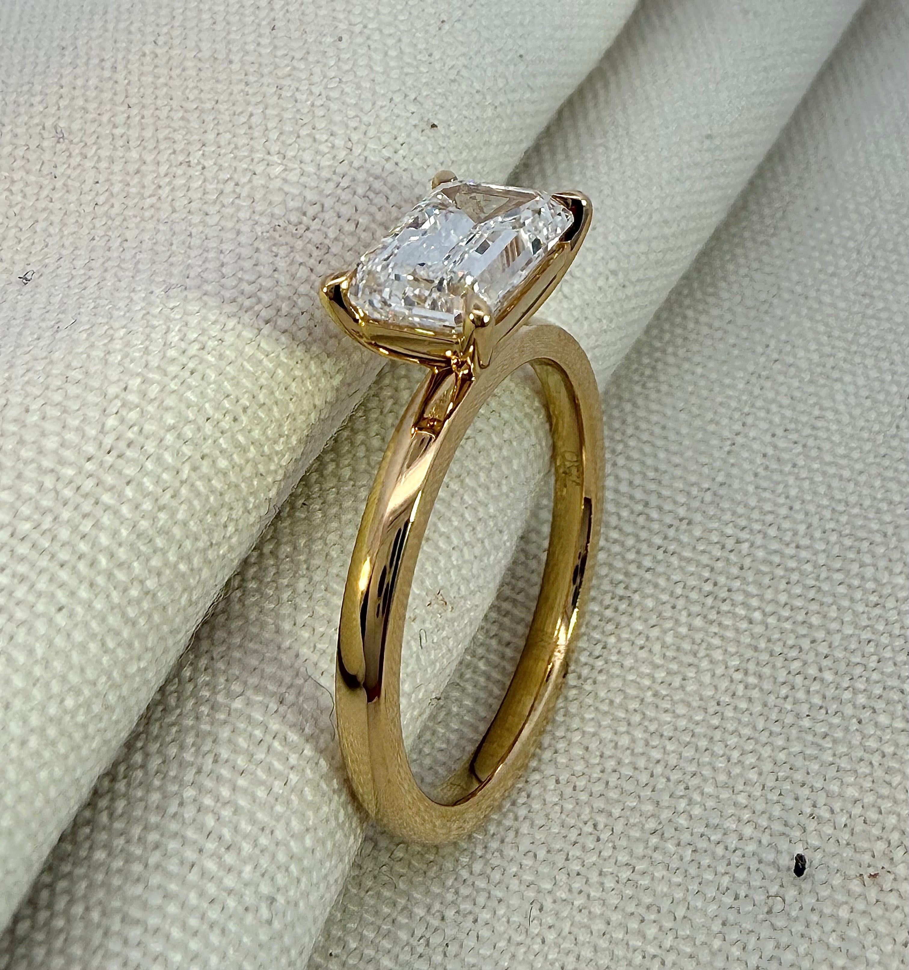 1.90ct Emerald Cut Lab Diamond Ring in 18ct Yellow Gold