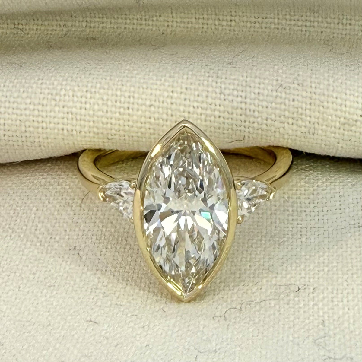 3.06ct Marquise Cut Lab Grown Diamond Ring in 9ct Yellow Gold