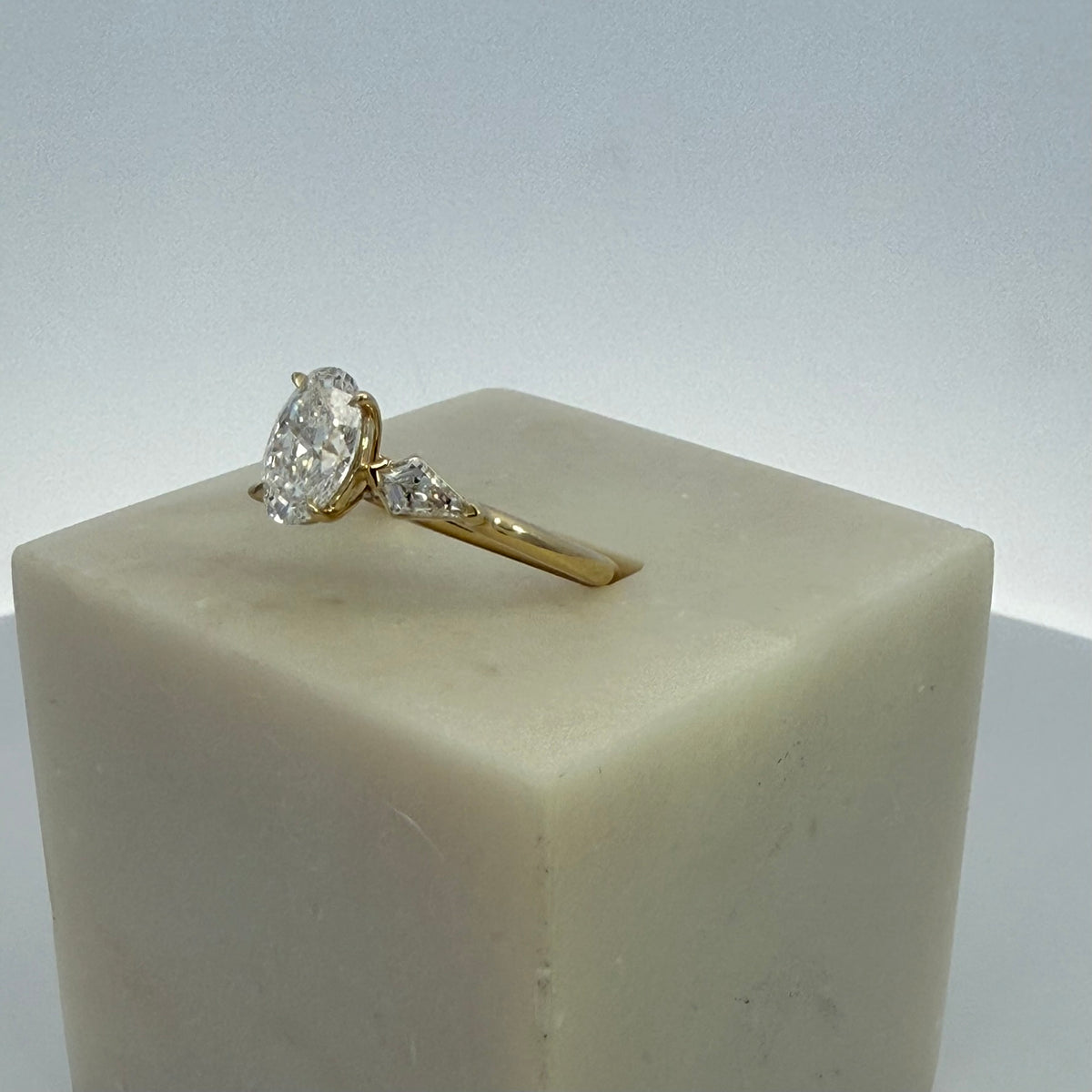 1.59ct Oval Cut Lab Grown Diamond Ring in 9ct Yellow Gold