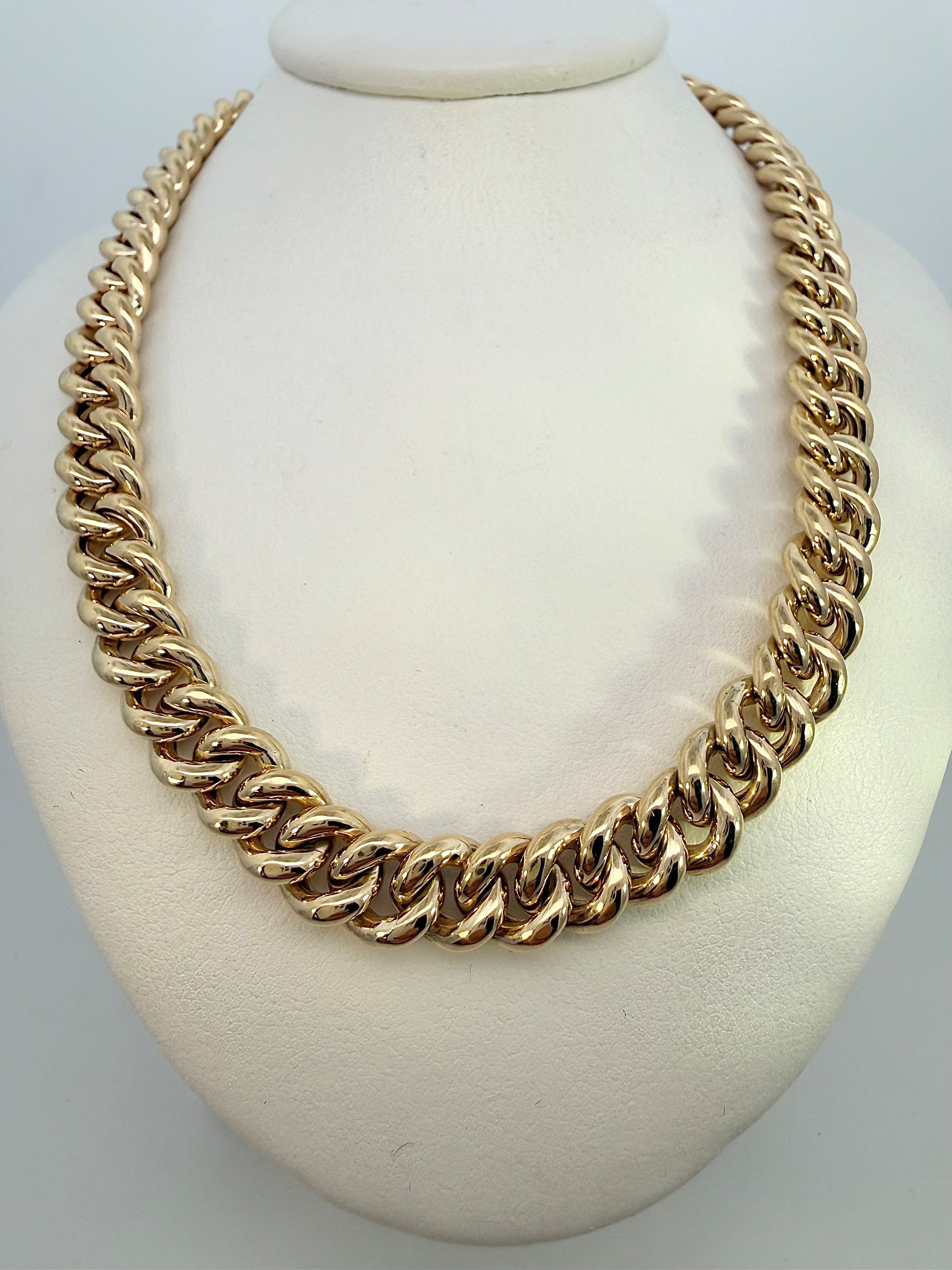 9ct Yellow Gold Chain Necklace in Curb Link 45cm