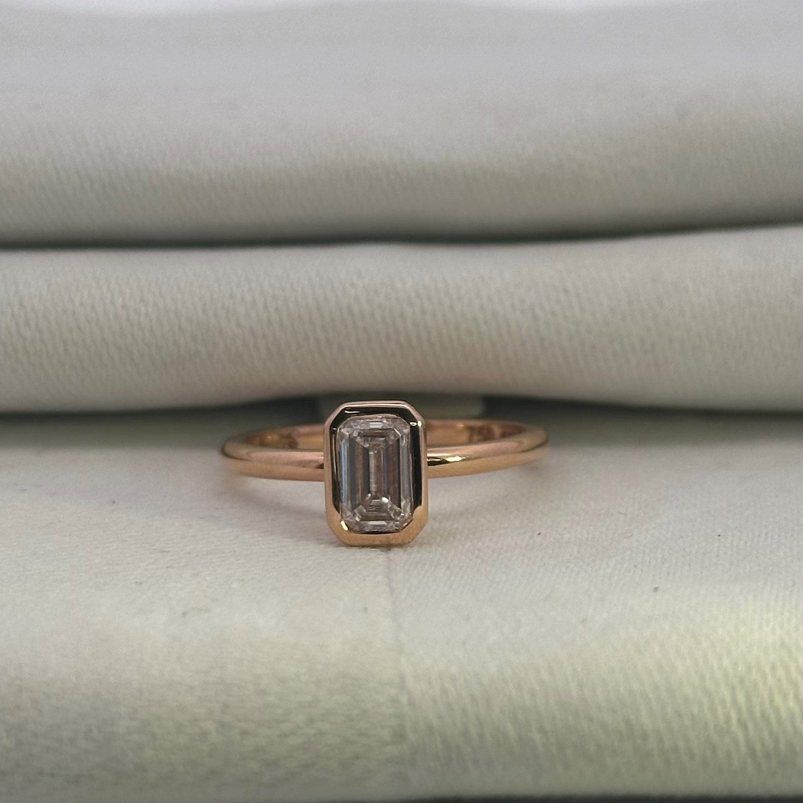 1.01ct Emerald Cut Lab Diamond Ring in 18ct Rose Gold