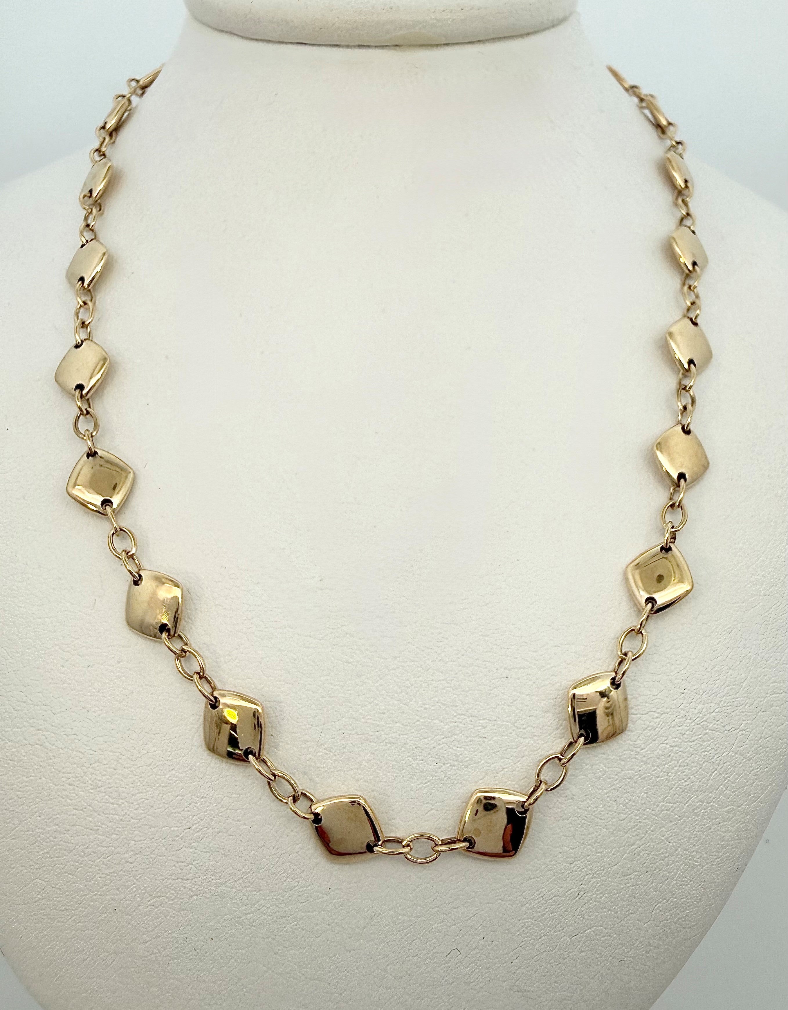 9ct Yellow Gold Chain Necklace in Puff Kite 45cm